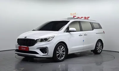 Kia Canival · 2019 год