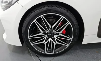 Kia Stinger 2023, 58964 км, за 16121.69 USD - фото 5