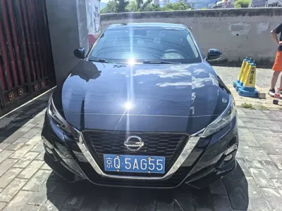 Nissan Teana 2022, 180000 км, за 9400.45 USD