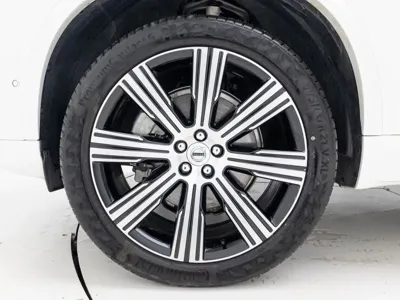 Volvo XC90 2025, 8694 км, за 50214.73 USD