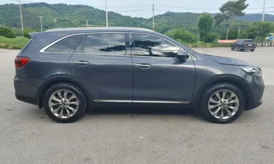 Kia Sorento 2020, 136130 км, за 10174.61 USD