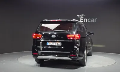 Kia Canival 2019, 107835 км, за 9425.99 USD