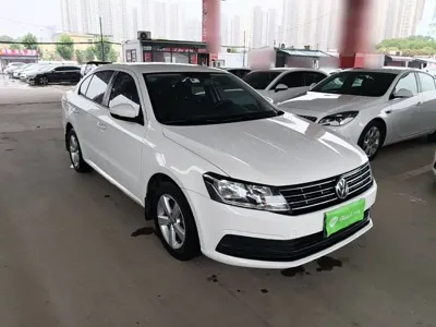 Volkswagen Lavida 2016, 71200 км, за 3501.99 USD