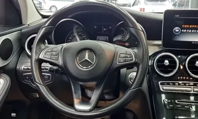 Mercedes-Benz C-Class 2015, 120887 км, за 7166.13 USD - фото 9