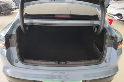 Leapmotor B01 2025, 8000 км, за 16084 USD - фото 22