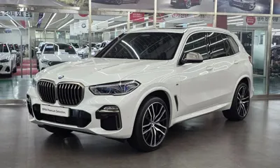 BMW X5 · 2021 год