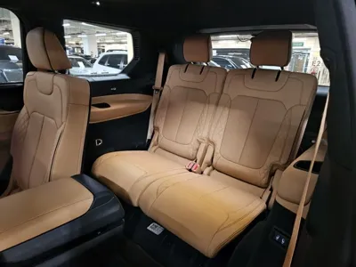 Jeep Cherokee 2023, 31543 км, за 64329.79 USD - фото 12
