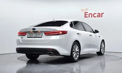 Kia K5 2016, 98612 км, за 6574.17 USD