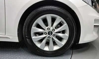 Kia K5 2016, 98612 км, за 6574.17 USD