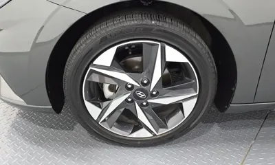 Hyundai Avante 2023, 37025 км, за 16848.83 USD