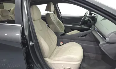 Hyundai Avante 2023, 37025 км, за 16848.83 USD - фото 12