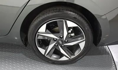 Hyundai Avante 2023, 37025 км, за 16848.83 USD - фото 21