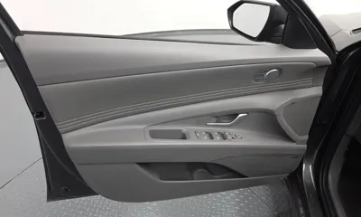 Hyundai Avante 2023, 37025 км, за 16848.83 USD - фото 24