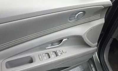 Hyundai Avante 2023, 37025 км, за 16848.83 USD - фото 32