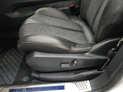 Peugeot 5008 2019, 139200 км, за 6306.26 USD - фото 20