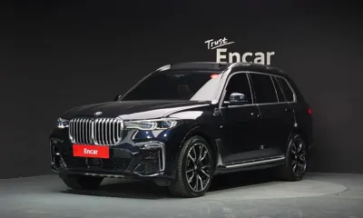 BMW X7 · 2021 год