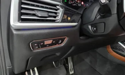 BMW X7 2021, 102981 км, за 44751.49 USD - фото 27
