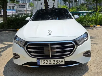 Mercedes-Benz E-Class · 2024 год