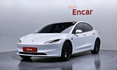 Tesla Model 3 · 2024 год