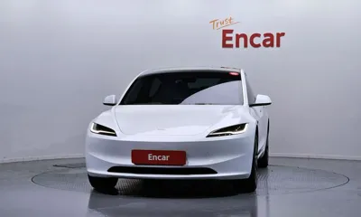 Tesla Model 3 2024, 57044 км, за 25276.89 USD