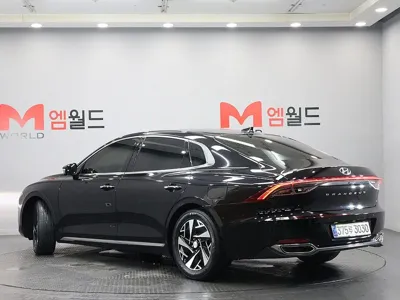 Hyundai Grandeur 2023, 107019 км, за 14977.21 USD
