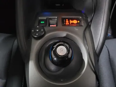 Nissan Leaf 2019, 43292 км, за 8262.83 USD - фото 8