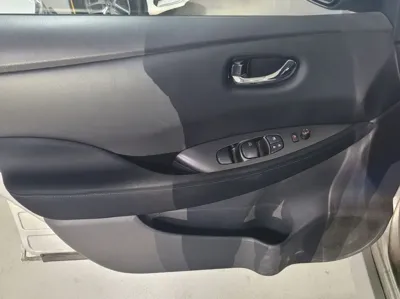 Nissan Leaf 2019, 43292 км, за 8262.83 USD - фото 10