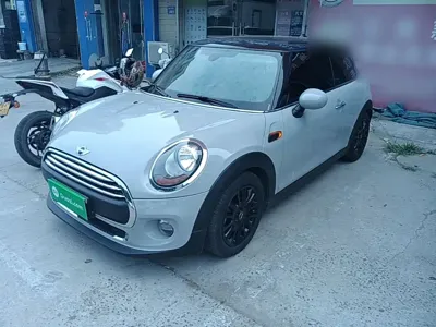 MINI MINI 2017, 56600 км, за 8269.41 USD