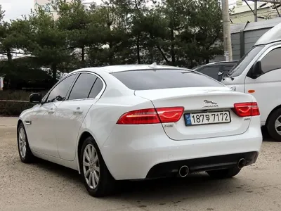 Jaguar XE 2016, 100462 км, за 4032.26 USD
