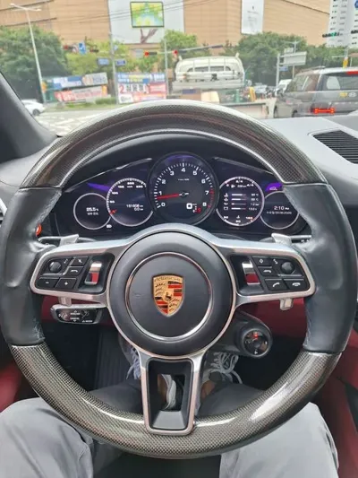Porsche Cayenne 2021, 150000 км, за 34527.71 USD - фото 8