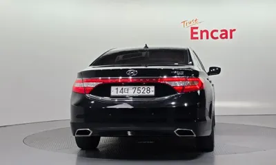 Hyundai Grandeur 2016, 141757 км, за 4269.57 USD