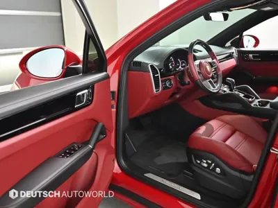 Porsche Cayenne 2021, 53035 км, за 56821.93 USD - фото 11