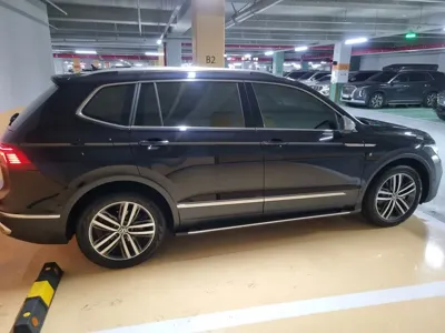 Volkswagen Tiguan 2023, 25200 км, за 19692.79 USD