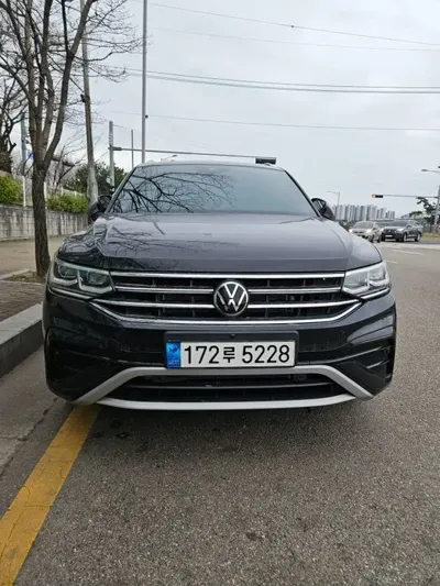 Volkswagen Tiguan 2023, 25200 км, за 19692.79 USD - фото 9