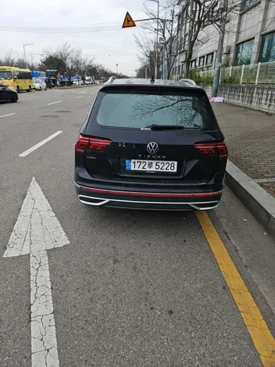 Volkswagen Tiguan 2023, 25200 км, за 19692.79 USD - фото 17