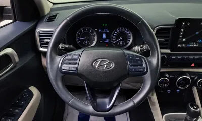 Hyundai Venue 2020, 63106 км, за 8580.9 USD - фото 16