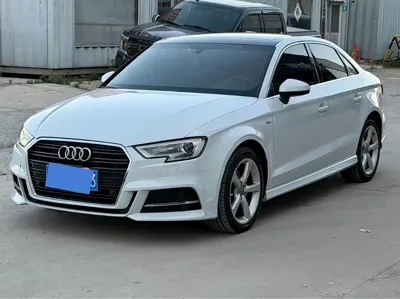 Audi A3 · 2018 год