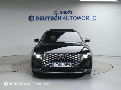 Hyundai Grandeur 2022, 138200 км, за 15629.13 USD