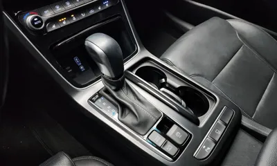 Hyundai Grandeur 2019, 35245 км, за 12288.89 USD - фото 9