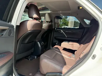 Lexus RX 2021, 50000 км, за 35185.4 USD