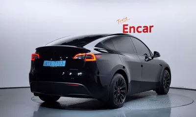 Tesla Model Y 2022, 58677 км, за 32201.43 USD