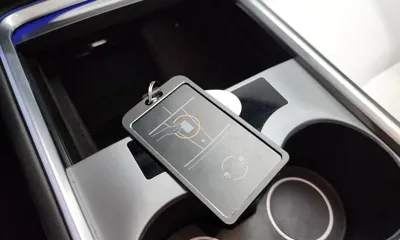 Tesla Model Y 2022, 58677 км, за 32201.43 USD - фото 27