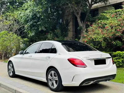 Mercedes-Benz C-Class 2019, 110000 км, за 12580.69 USD - фото 6