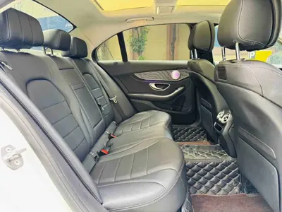 Mercedes-Benz C-Class 2019, 110000 км, за 12580.69 USD - фото 15