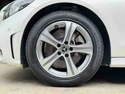 Mercedes-Benz C-Class 2019, 110000 км, за 12580.69 USD - фото 20