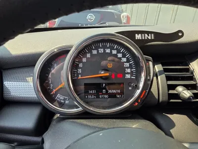 MINI Cooper 2019, 97780 км, за 6432.98 USD - фото 6