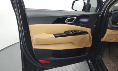 Kia Canival 2023, 59168 км, за 17255.97 USD - фото 25