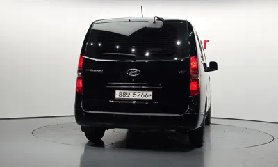 Hyundai Starex 2018, 187939 км, за 5842.2 USD
