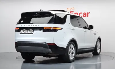 Land Rover Discovery 2018, 106673 км, за 12221.28 USD