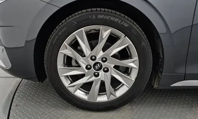 Hyundai Grandeur 2021, 146857 км, за 13609.42 USD